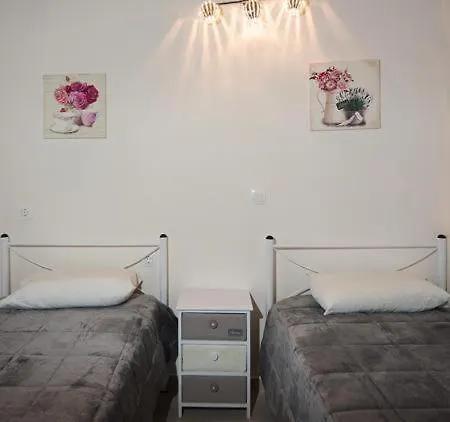 Efi Apartment *